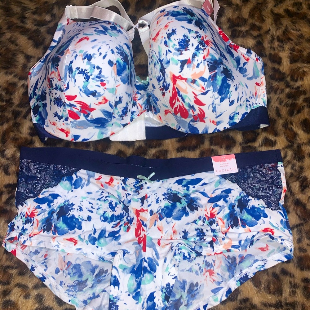 Bra and panty set